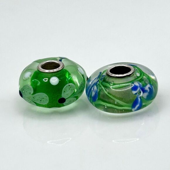 TROLLBEADS Set of 2, Blue & Green Theme Flowers & Ferns LAA 925S NEW Condition - Picture 3 of 8